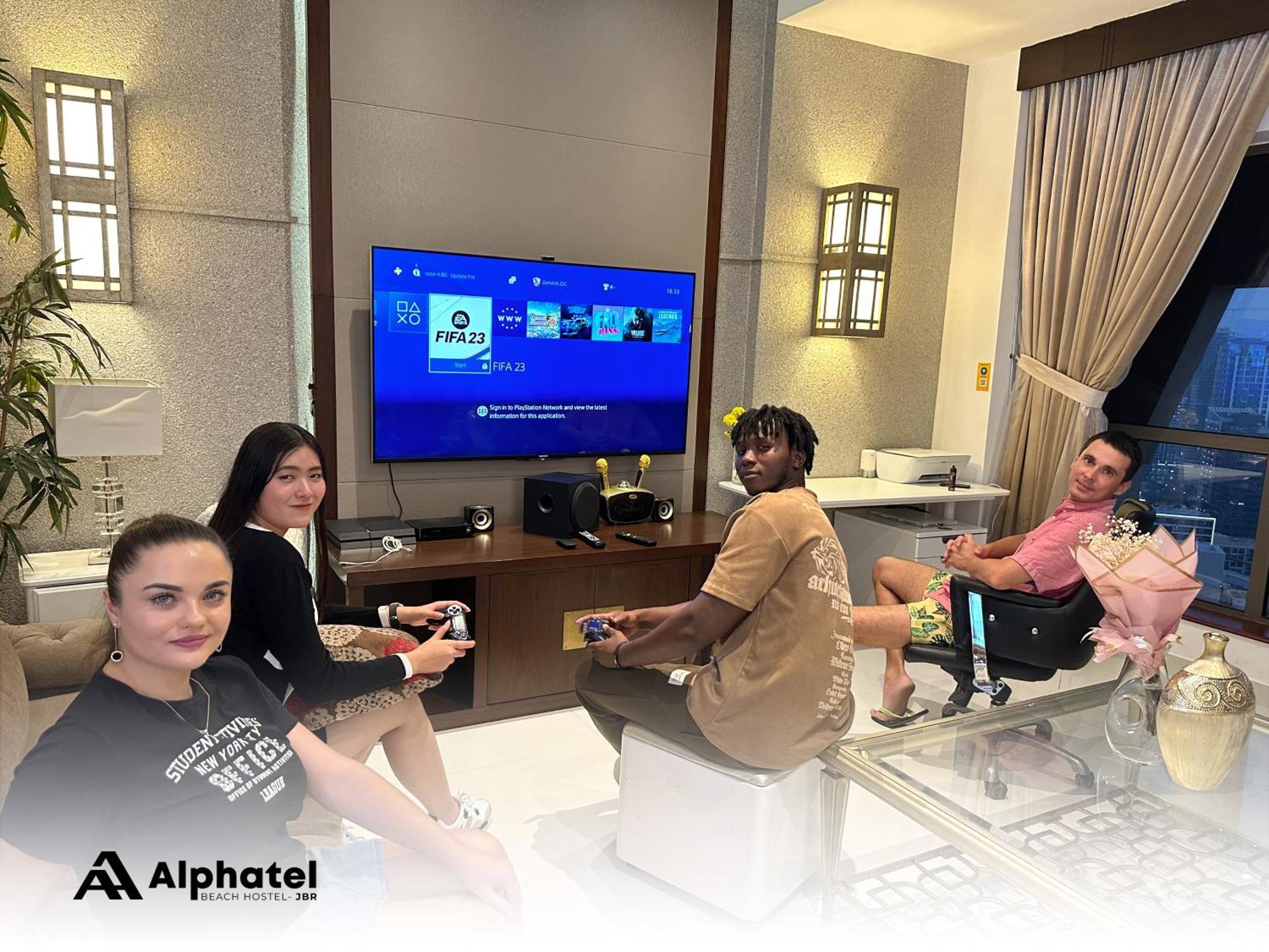 Alphatel Beach Hostel Jbr Dubai Exterior photo